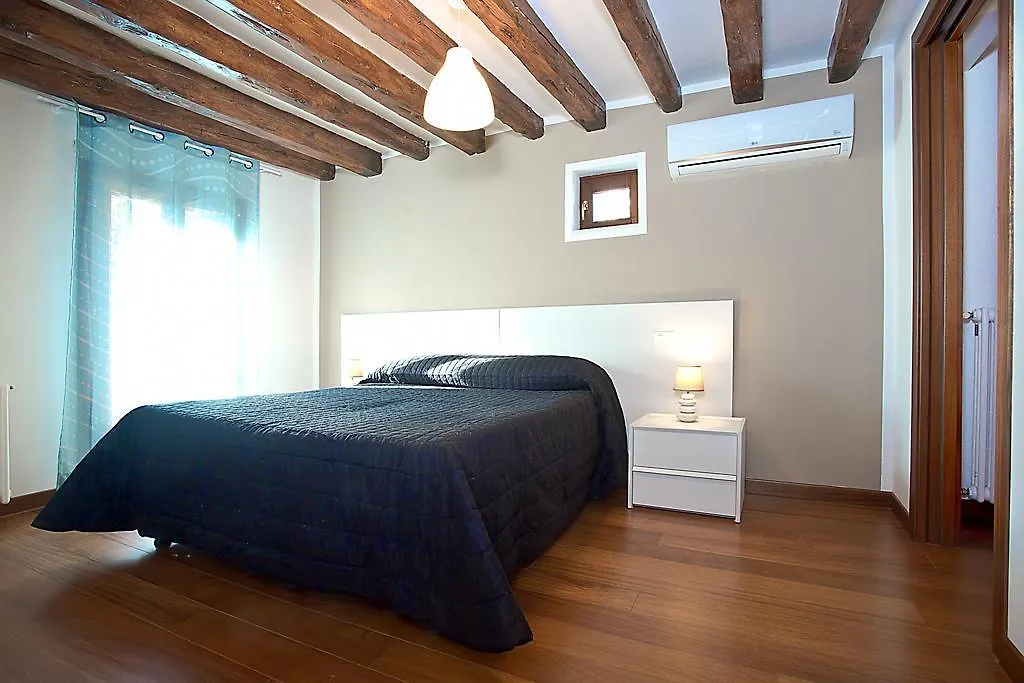 Good Wine Apartments Venezia